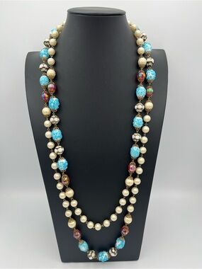 Vintage 1960s Hobe Glass Bead Flapper Sautoir Necklace with Filigree Accents